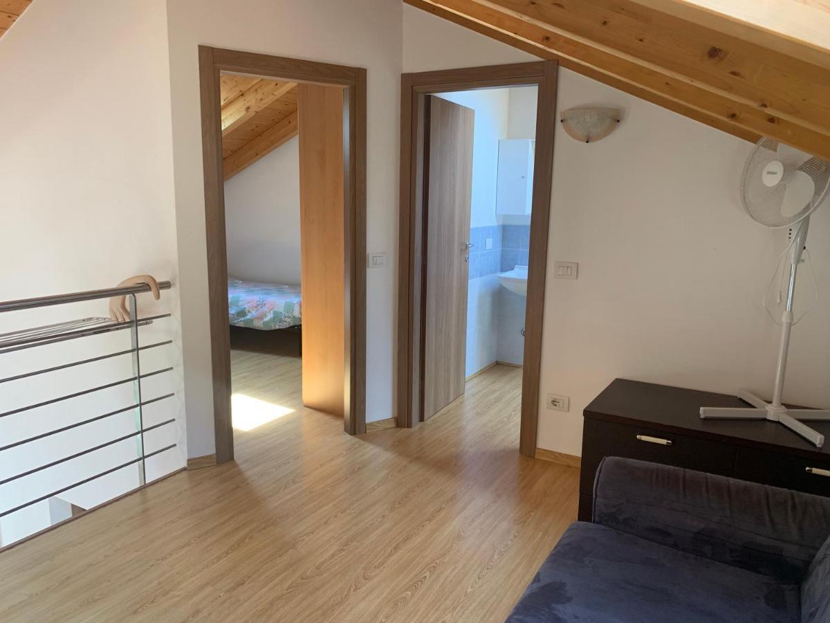 Baby Apartment แดร์วิโอ ภายนอก รูปภาพ